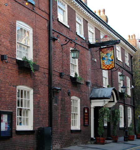 Knutsford - The Angel - Elizabeth Gaskell - Robert Shackleton